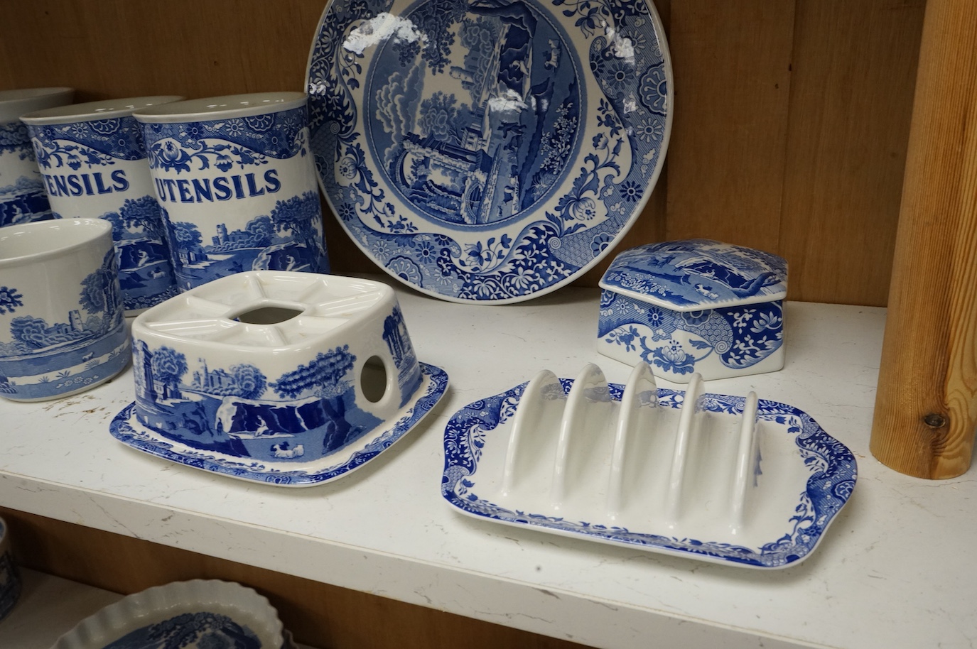 A collection of Spode Italian kitchenwares including utensil jars, bread board etc. (13). Bread plate 29cm diameter.
